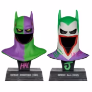 McFarlane DC Direct Batman Hush & Knightfall Jokerized Gold Label 1/3 Cowl Replica 2-Pack - Görsel 3