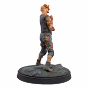 DARK HORSE – THE LAST OF US PART II™ – ARMORED CLICKER FIGURE - Görsel 2