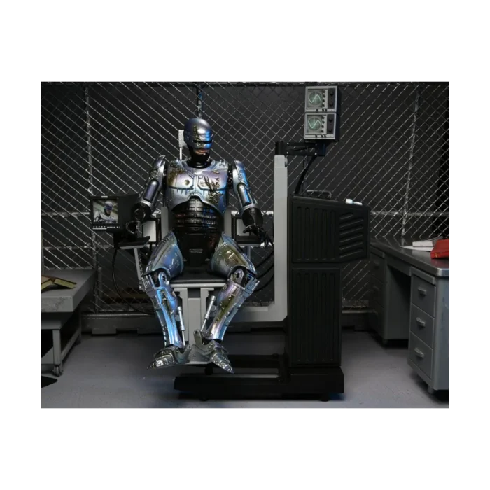 NECA – ROBOCOP™ – ULTIMATE BATTLE-DAMAGED ROBOCOP WITH CHAIR - Görsel 5