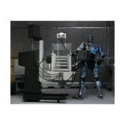 NECA – ROBOCOP™ – ULTIMATE BATTLE-DAMAGED ROBOCOP WITH CHAIR - Görsel 7
