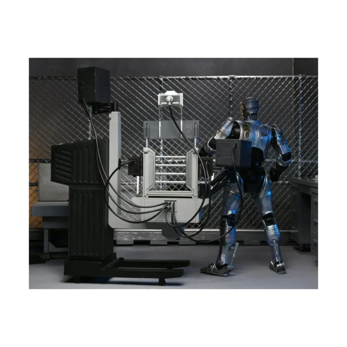 NECA – ROBOCOP™ – ULTIMATE BATTLE-DAMAGED ROBOCOP WITH CHAIR - Görsel 7