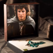 SalesOne The Lord of the Rings The One Ring & Frodo's Brooch Replica Set - Görsel 2